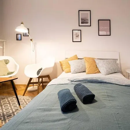 Mini Studio In Masaryk Quarter -
